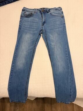 Steve’s Jeans Men’s Light Wash Denim Jeans 30/30